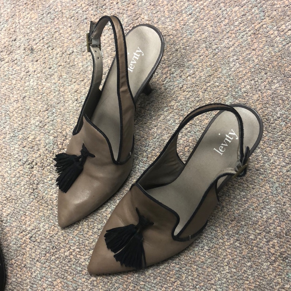 Levity Leather slingback heels, Taupe